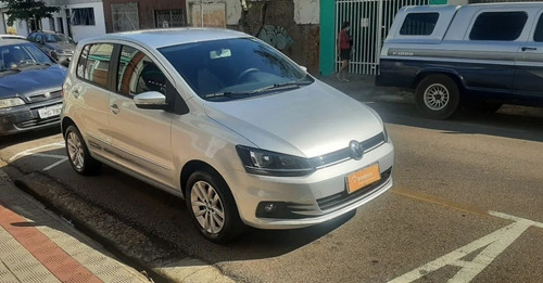Imagem 2 de 10 de Volkswagen Fox 1.6