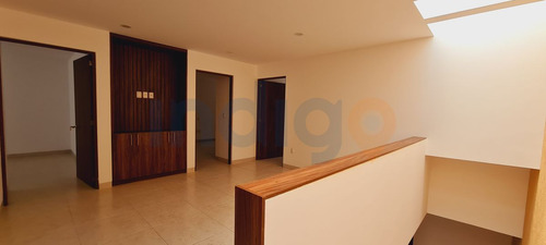 Imagen 15 de 30 de Casa En Venta En Corregidora, Cuatro Recamaras