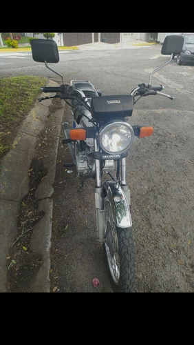 Imagen 4 de 4 de Honda Cgl 125 Tool