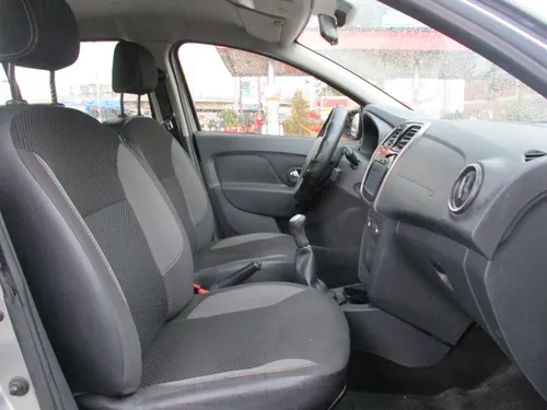 Renault Sandero 1600cc Mt Aa