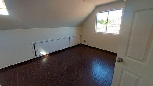 Casa En Altos De Quilicura (4d-3b) - Quilicura