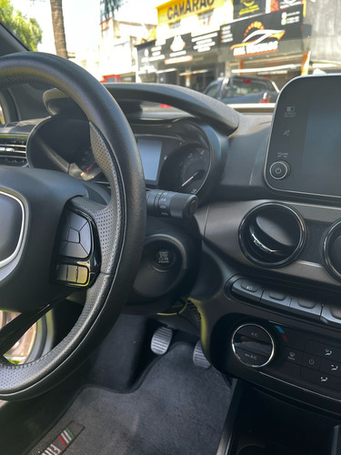Fiat Cronos 1.3 Drive Flex Aut. 4P