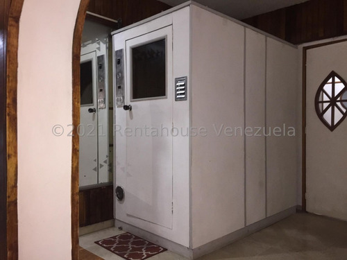Imagen 9 de 30 de Local Comercial En Alquiler En Barquisimeto Para Iniciarte En El Mundo De La Estética, Incluye Mobiliario. Selena Pacheco Tlf. 04245197639. Cód. 21-27917 . Lara, Venezuela