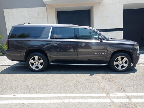 Chevrolet Suburban 5.3 Ltz V8 4wd 2da Cubo At