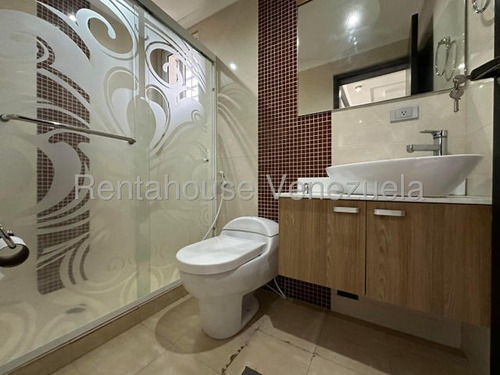Hermoso Y Amoblado Townhouse En Alquiler En El Limón