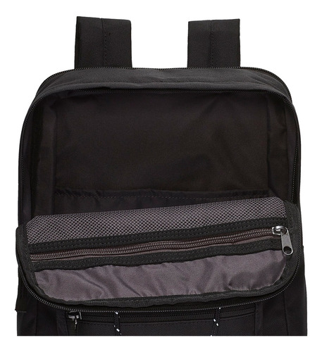 Mochila Nike Tanjun em preto