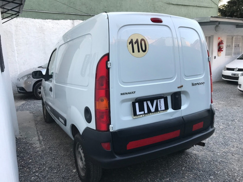 Imagen 12 de 24 de Renault Kangoo Confort 1.6 1pl Año 2018 - Liv Motors