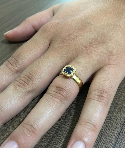 Anel Feminino Em Ouro 18k Com Brilhantes E Ssfira
