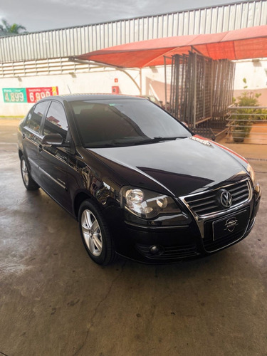 Imagem 1 de 9 de Volkswagen Polo Sedan 1.6 Preto 2011