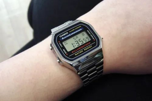 Reloj casio a168 negro sale