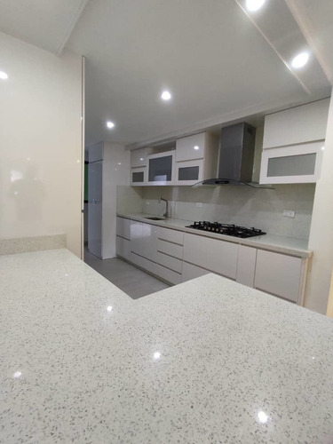 Imagen 3 de 14 de Townhouse En Urb. Manantial En Mañóngo Naguanagua