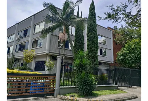Bodega De 360 M² En Excelente Ubicación Envigado