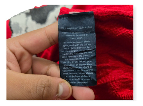 Sueter Tommy Hilfiger De Mujer Talla 2x Rojo Con Perrito (Usado)