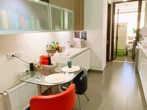 Terraza Y Quincho En Azotea, Estar Fam, Pasos De Portal, N/o