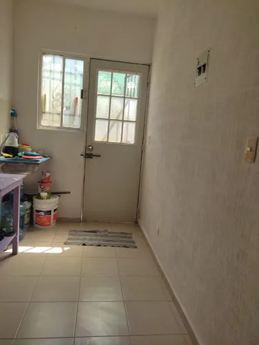 Renta Bonita Casa, De 1 Nivel, Lista Para Vivir!!!