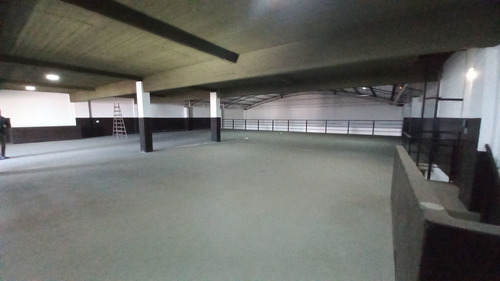 Imagen 22 de 30 de Venta Galpon Deposito San Martin Financia. El Precio Es Insuperable Para El Mercado. Inmobiliaria Seguridad Y Profesionalidad.