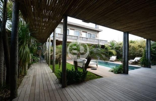 Imagen 9 de 9 de Casa Sobre La Playa En Punta Piedras
