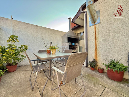 Se Vende Linda Casa En Belloto Centro
