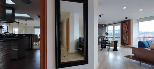 Apartamento En Venta En Colina Campestre. Cod V12413