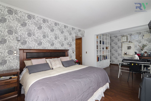 Preciosa Casa En Venta De 4 Dormitorios