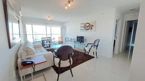 Espectacular Apartamento En Playa Brava Ref. 3963