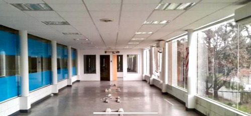 Alquiler Galpon , 2100 M2 En Ituzaingo