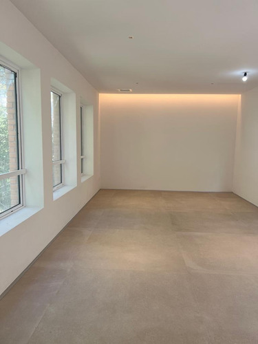 Oficina 5p 4b 225 M2 Duplex A Pasos De Kennedy