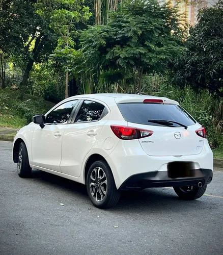 Mazada 2 Grand Touring