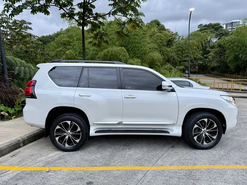 Toyota Prado 2.8 Tx-L At6