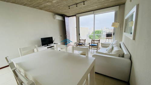 Venta Departamento 2 Dormitorios En Manantiales