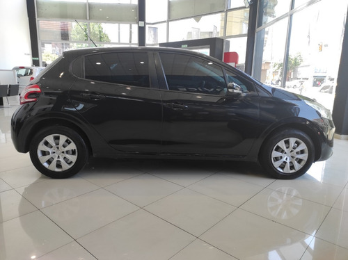 Peugeot 208 Active 2014