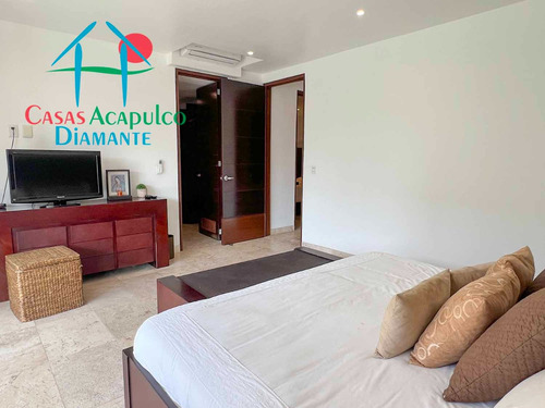 Cad Vidamar Residencial C1 D 101. Terraza Con Jacuzzi Y Salida Al Jardín
