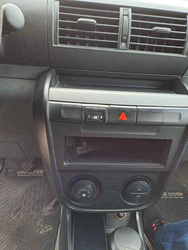 Volkswagen Suran 1.6 I Comfortline 90a