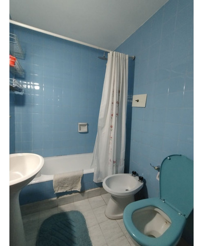 Se Alquila Una Habitación A Estudiante