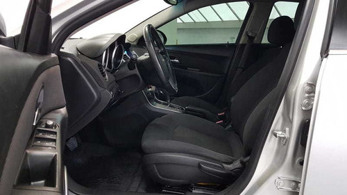 Imagem 8 de 15 de Cruze 1.8 Lt 16v Flex 4p Automático (flex)