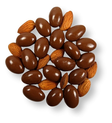 Almendras Bañadas Con Chocolate 500grs.