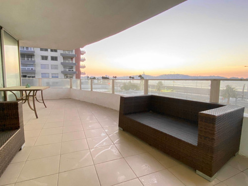 Venta Departamento Primera Linea La Serena, 5 Dorm Y 2 Estc.