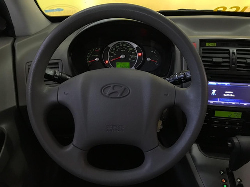 Hyundai Tucson 2.0 Mpfi Gls 16v 143cv 2wd Flex 4p