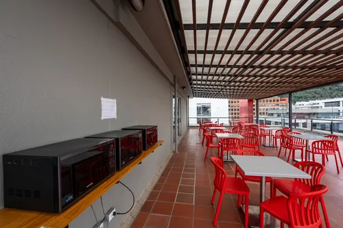 Oficina En Arriendo/venta En Chico Norte. Cod A1094076