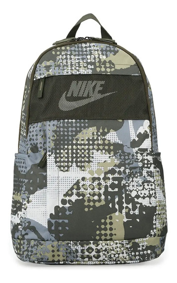 унищожаване Опитен човек акробатика mochila nike verde Канада доказателство  Кока Кола