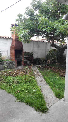 Imagen 13 de 14 de Se Vende Casa En Urb. Las Delias