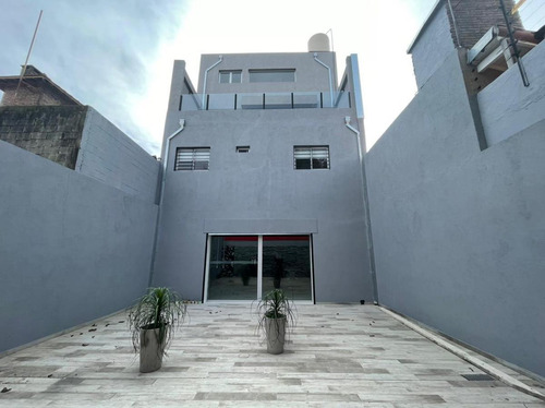 Imagen 5 de 30 de Local Comercial 680 M² Y Dpto Tipo Duplex 4 Amb. - Ramos Mejia
