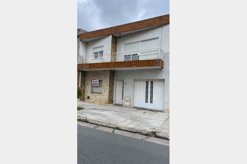 Imagen 4 de 4 de Casa En Venta En Ramos Mejia