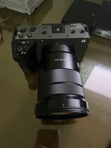 Sony Fx30 Com Lente 18-105 E Gimbal Rs4 Mini Preto