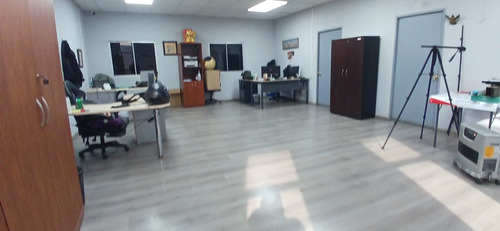 Bodega Logistica Con Racks 770m2 San Ignacio / Outlets