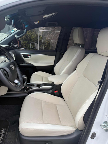 Toyota Hilux SW4 2.8 Tdi Diamante Ii 4x4 7as 6at