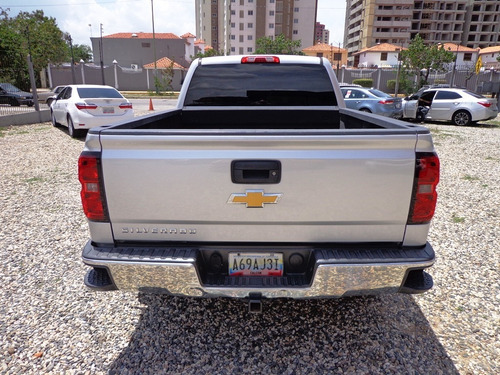 Imagen 6 de 14 de Chevrolet Silverado 2014 4x4 Automático