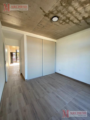 Imagen 24 de 30 de Departamento 2 Ambientes En Venta En Castelar Norte