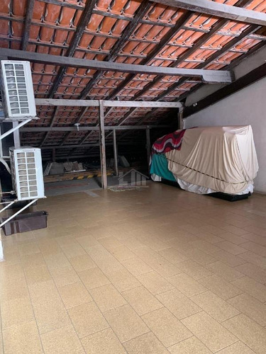 Loja, Qrts Para Para Aluguel, Com 40,00 M², No Jardim Camburi,vitória. - 1033