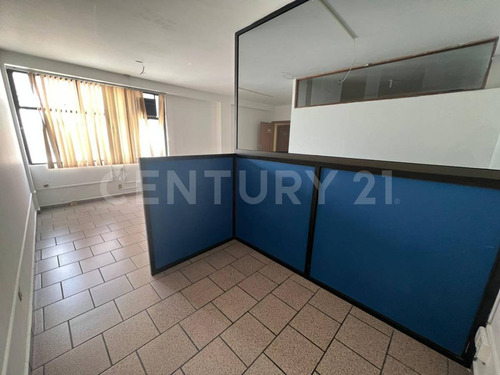 Oficina De 47.50m2 En Bajada Chapultepec, Cuernavaca